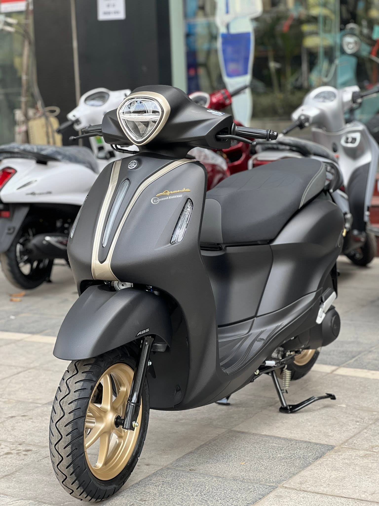 Mua xe Yamaha Grande